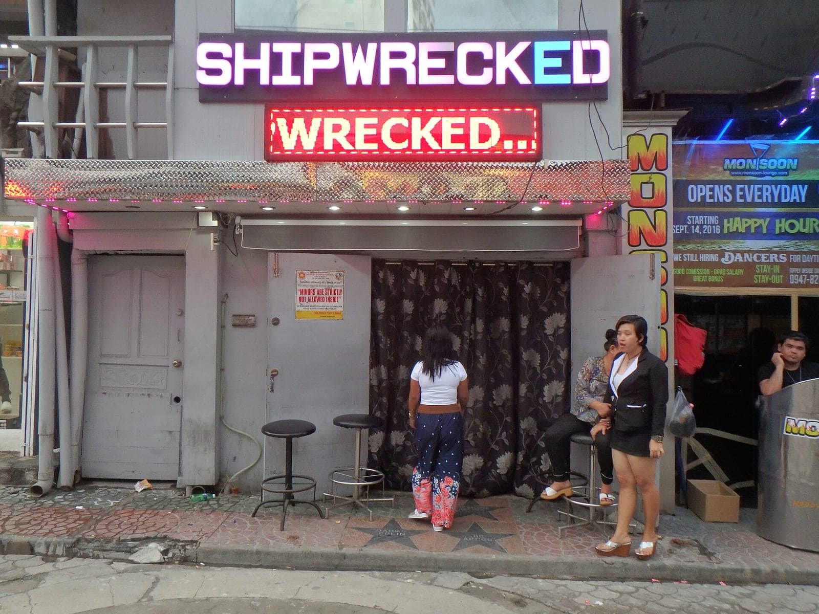 Shipwrecked go-go bar on Walking Street, Angeles City