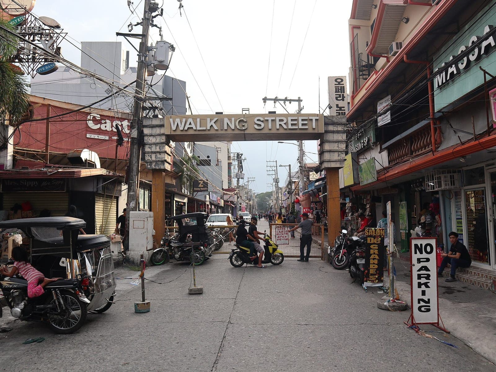 The Walking Street welcome arch over Fields Avenue, Angeles City