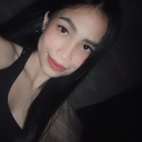angel, 19, from the Philippines
