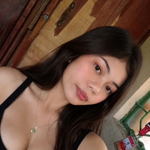 Juliana, 24, from the Philippines
