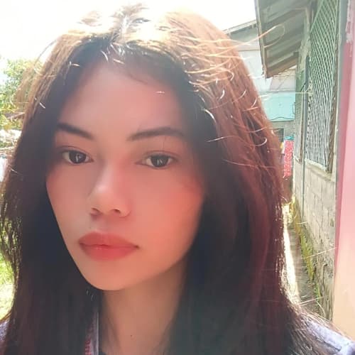 Juliana, 24, from the Philippines