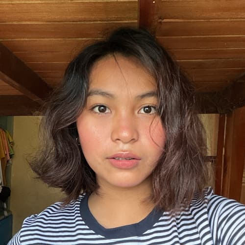Joy, 20, from the Philippines