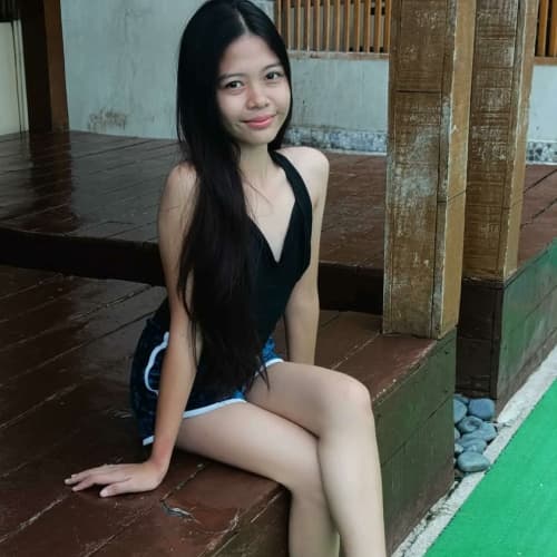 anjiiixxx, 25, from the Philippines