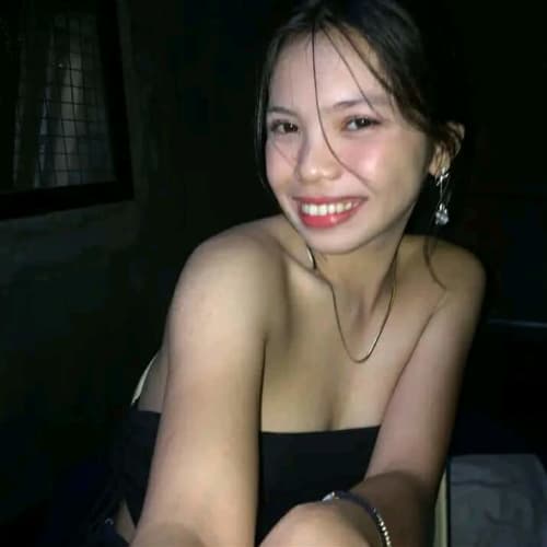 Xyla, 20, from the Philippines